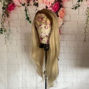 - ❌RESTOCKED❌ 24” BLONDE W:BROWN ROOT LACE-FRONT WIG